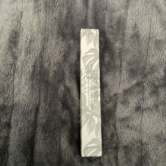 🆕Luna Liquid Eyeliner - Picture 3 of 4